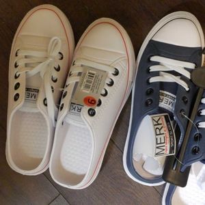 Croc-like Runners